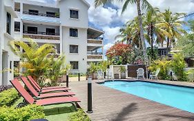 Sunkissed - Brand New Beach Apartment Located 50M From Beach
