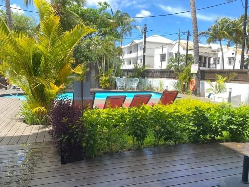 Sunkissed - Brand New Beach Apartment Located 50M From Beach Flic-en-Flacq Extérieur photo