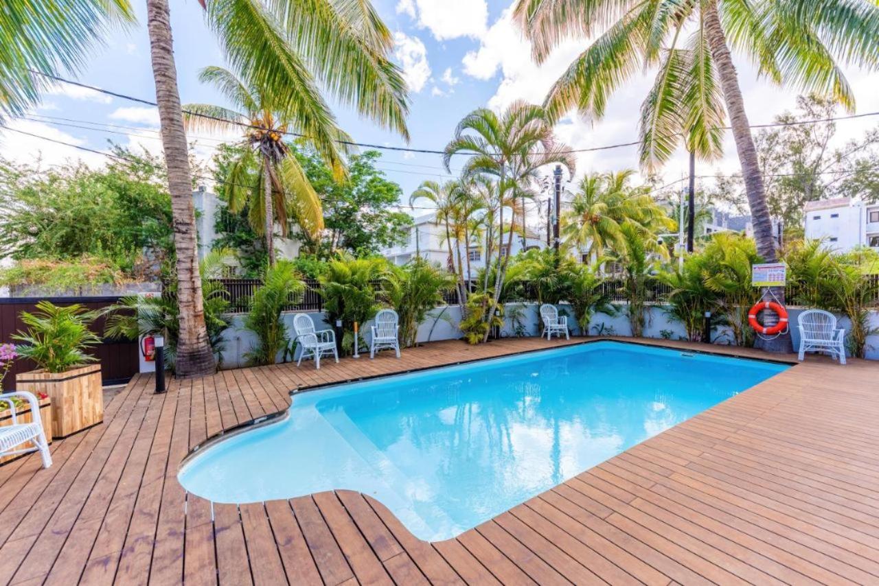 Sunkissed - Brand New Beach Apartment Located 50M From Beach Flic-en-Flacq Extérieur photo