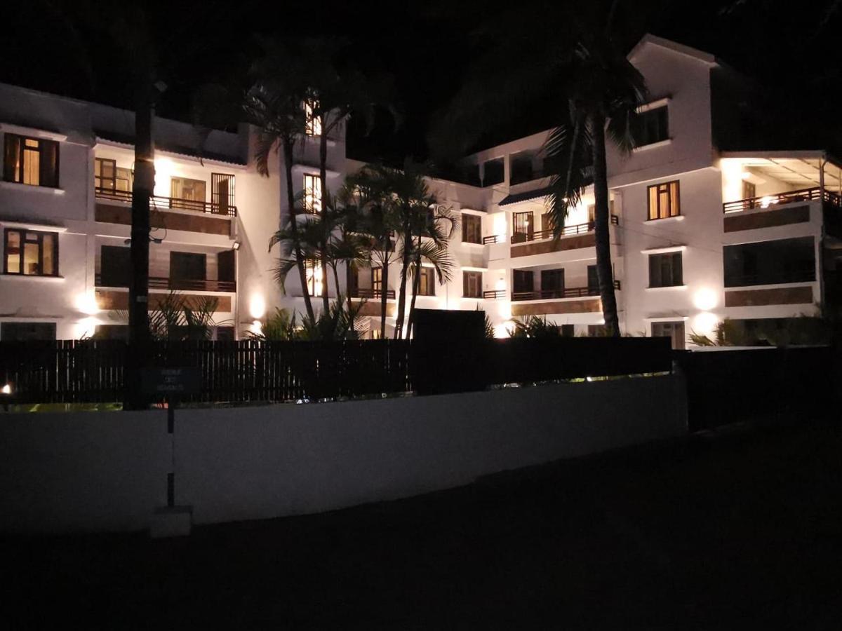 Sunkissed - Brand New Beach Apartment Located 50M From Beach Flic-en-Flacq Extérieur photo